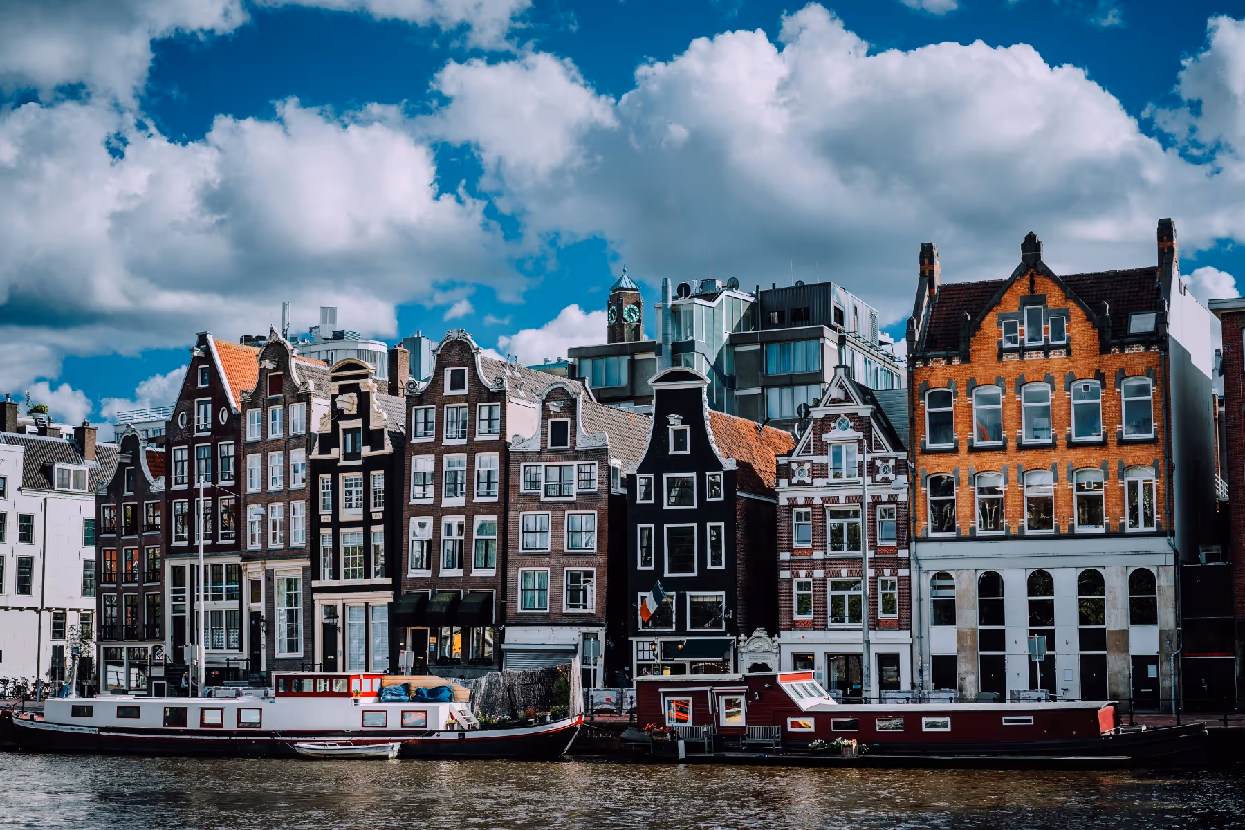 Image showing the city where selected office is