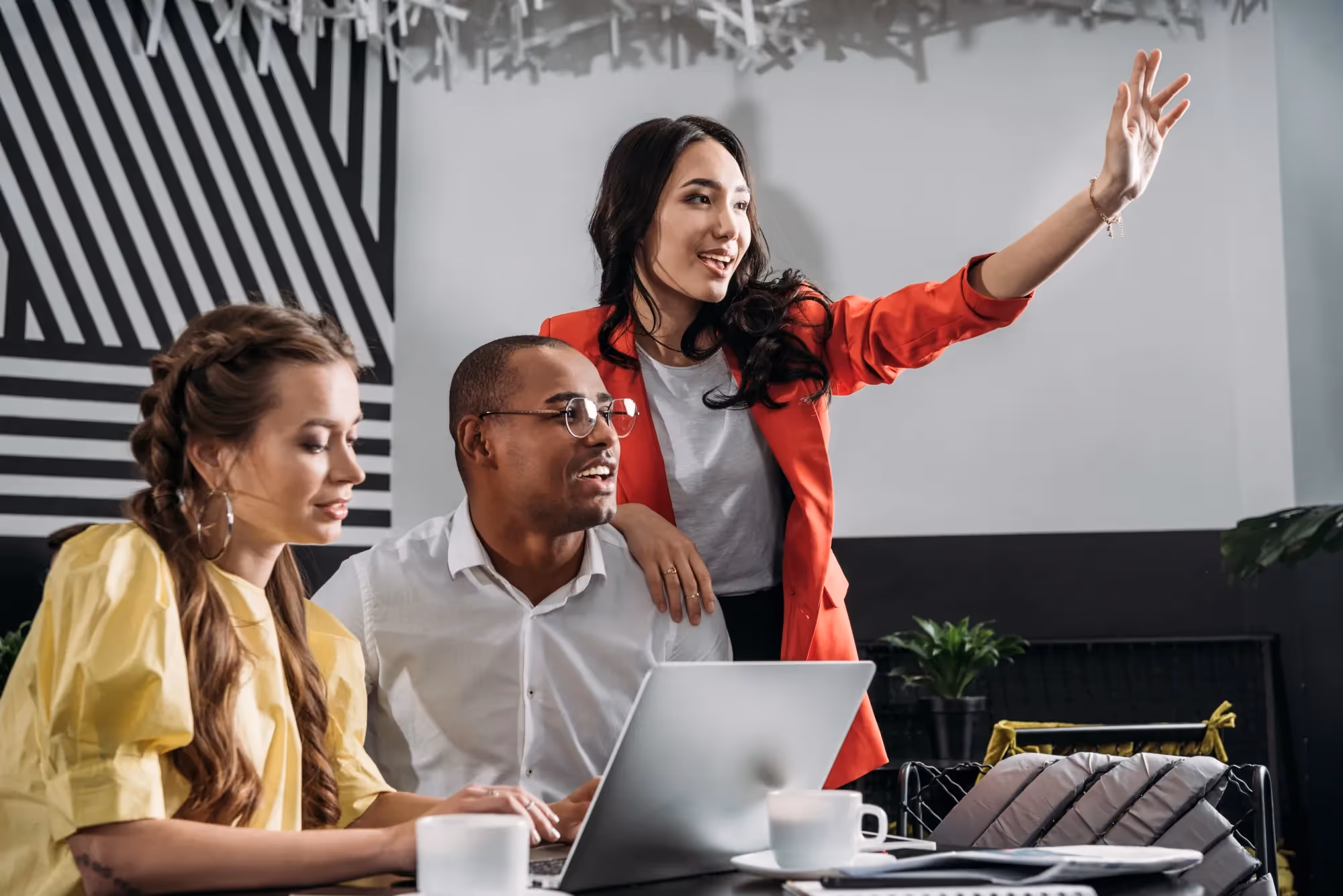 Consultants during an online meeting