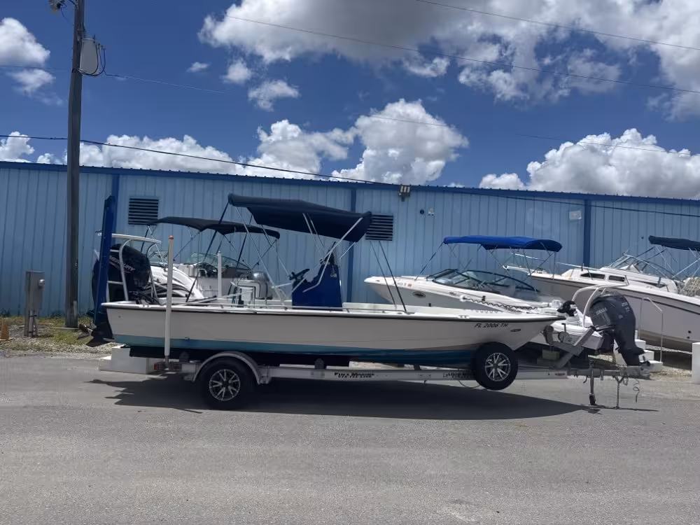 2200-boat