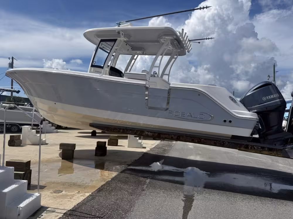 R302 Center Console