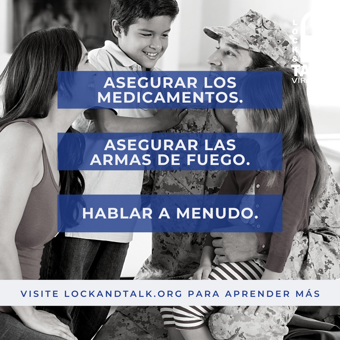 Military family smiling (Marine)