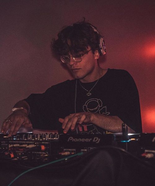 Extreme Entertainment DJ team members