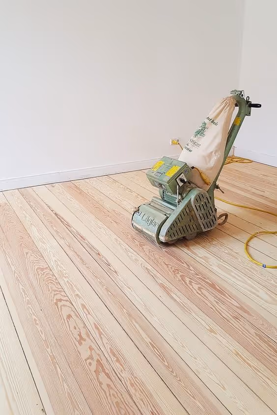 sanding hardwood floor Woodinville, wa