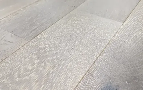 5" Oak Wire-brushed Dusk flooring sample