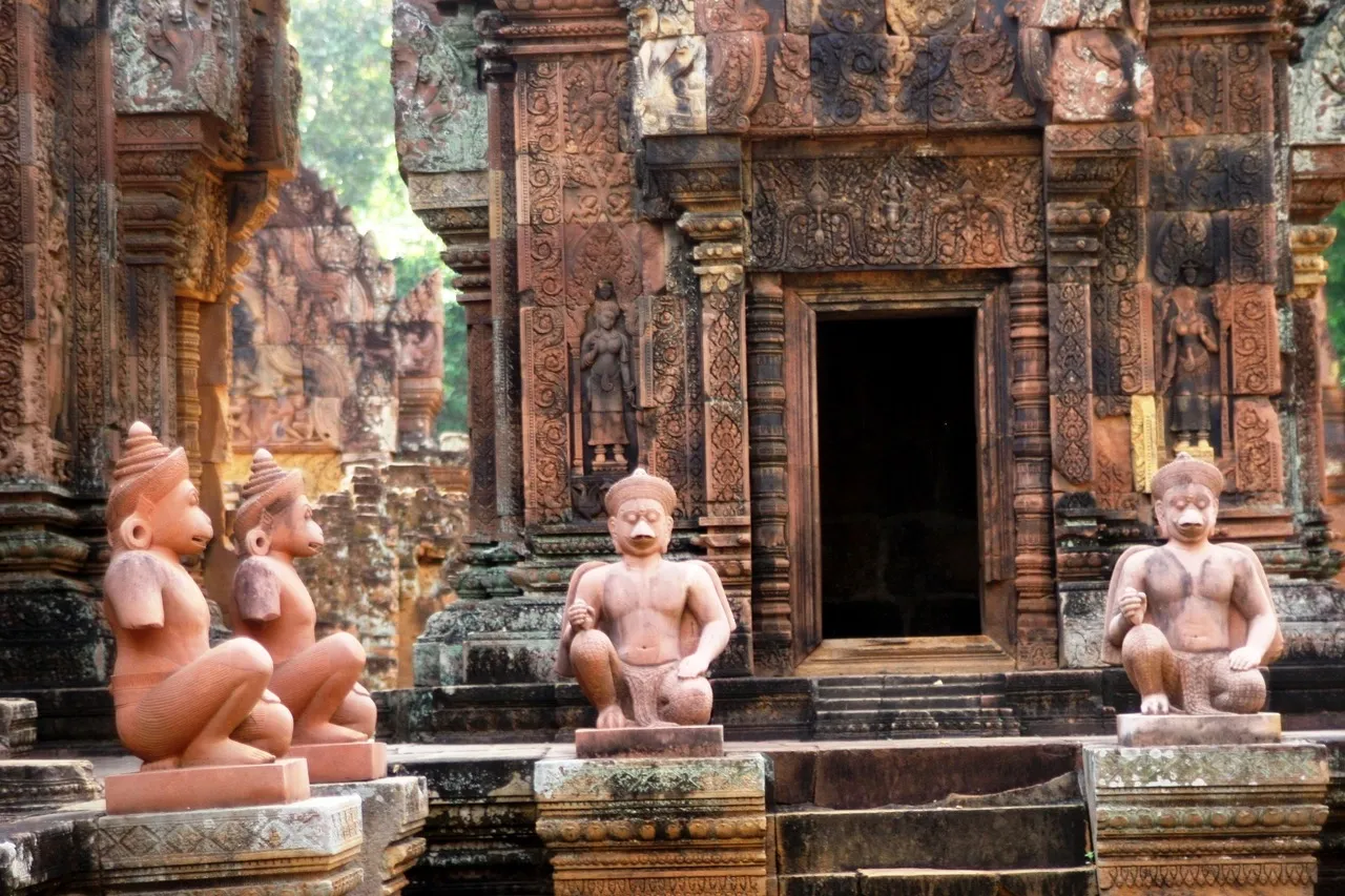 Angkor Wat Buddhist Statue.