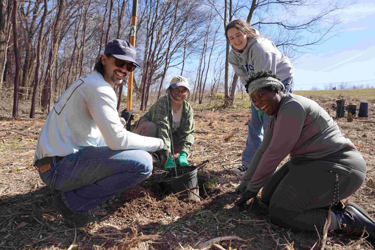 Volunteer at the WRRS 