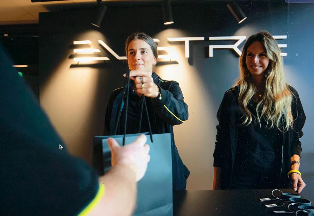 Warm welcome moment at the start of a company offsite retreat