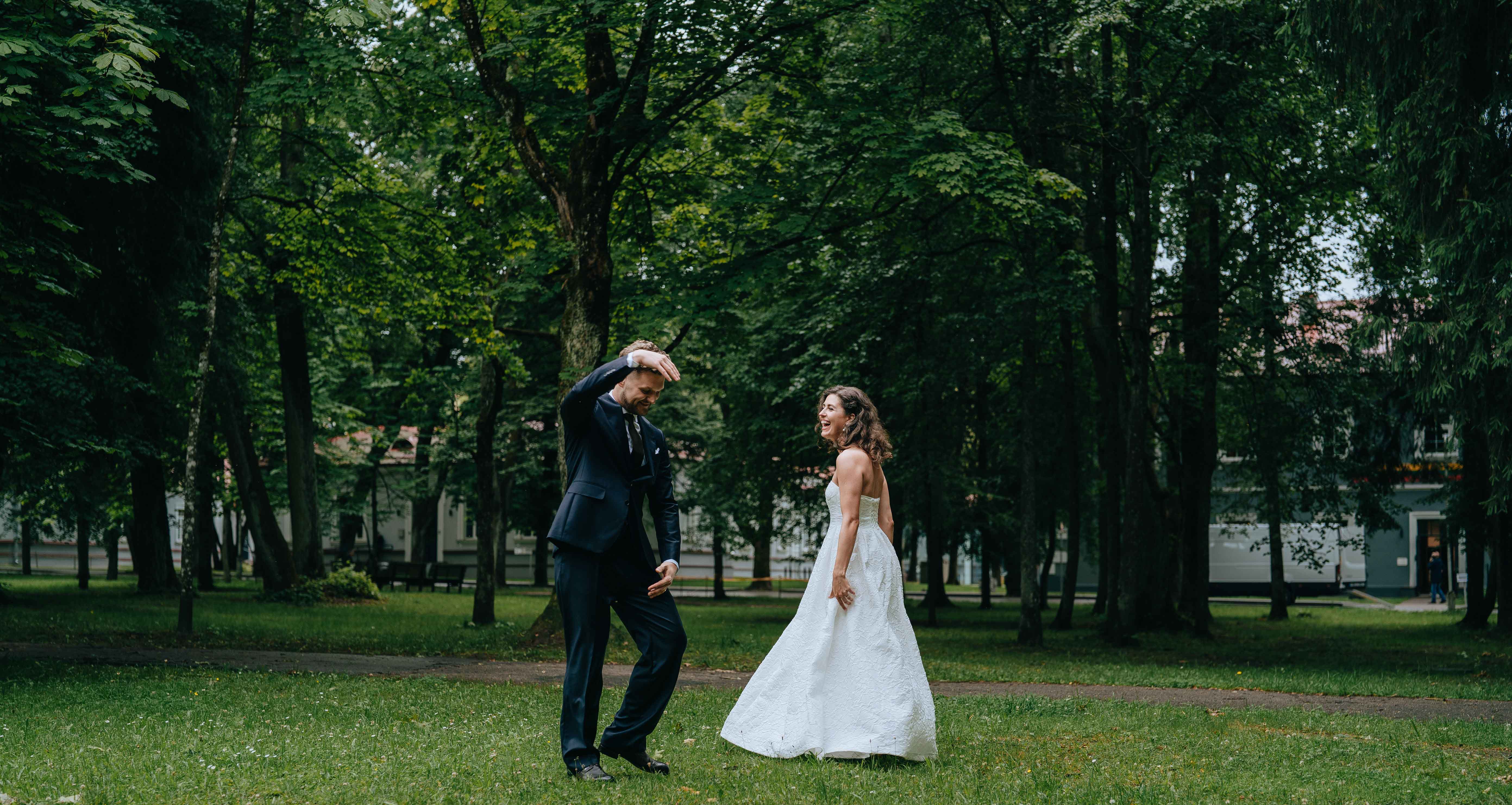 Bride going towards her friends