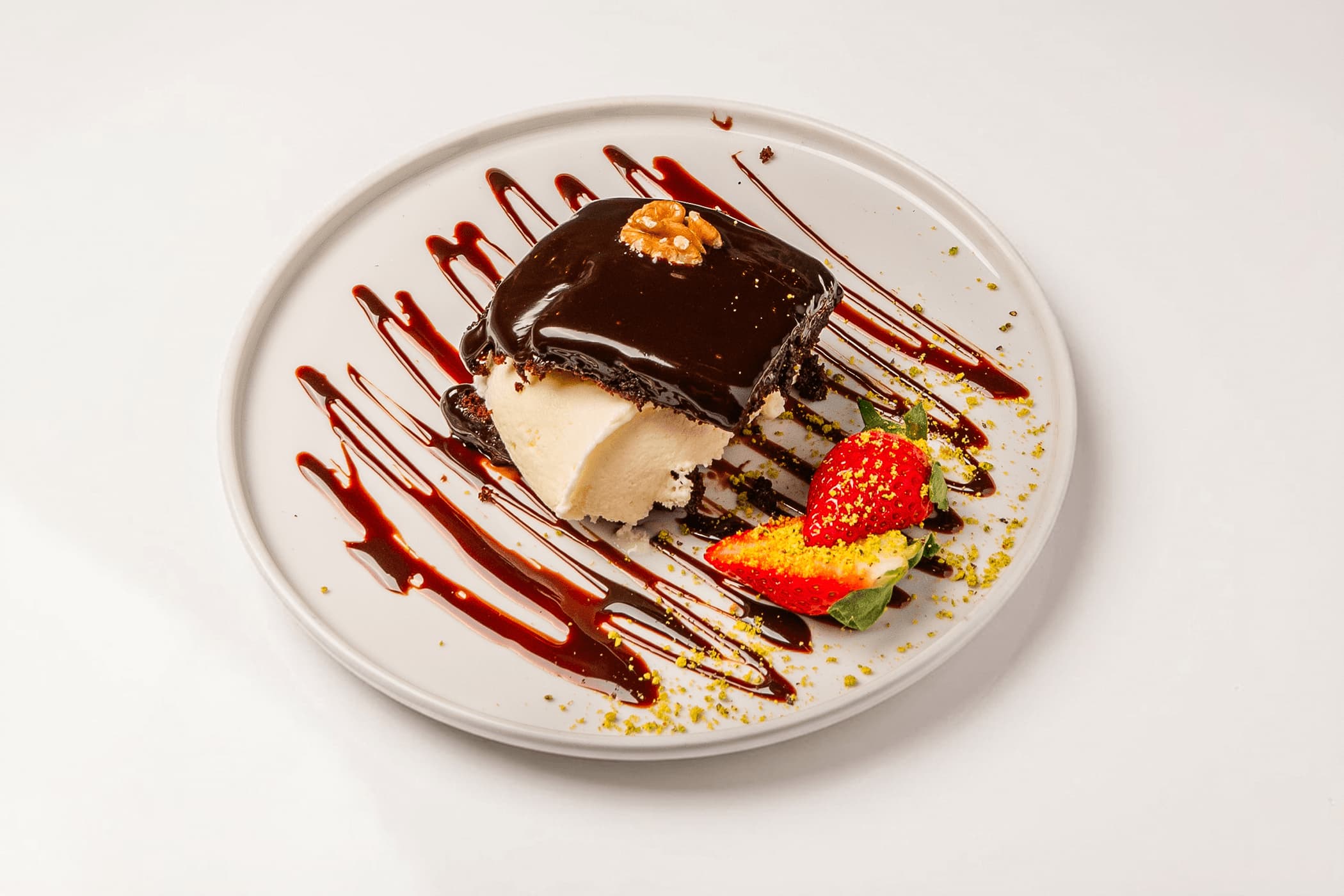 Ice Cream between Wet Cake