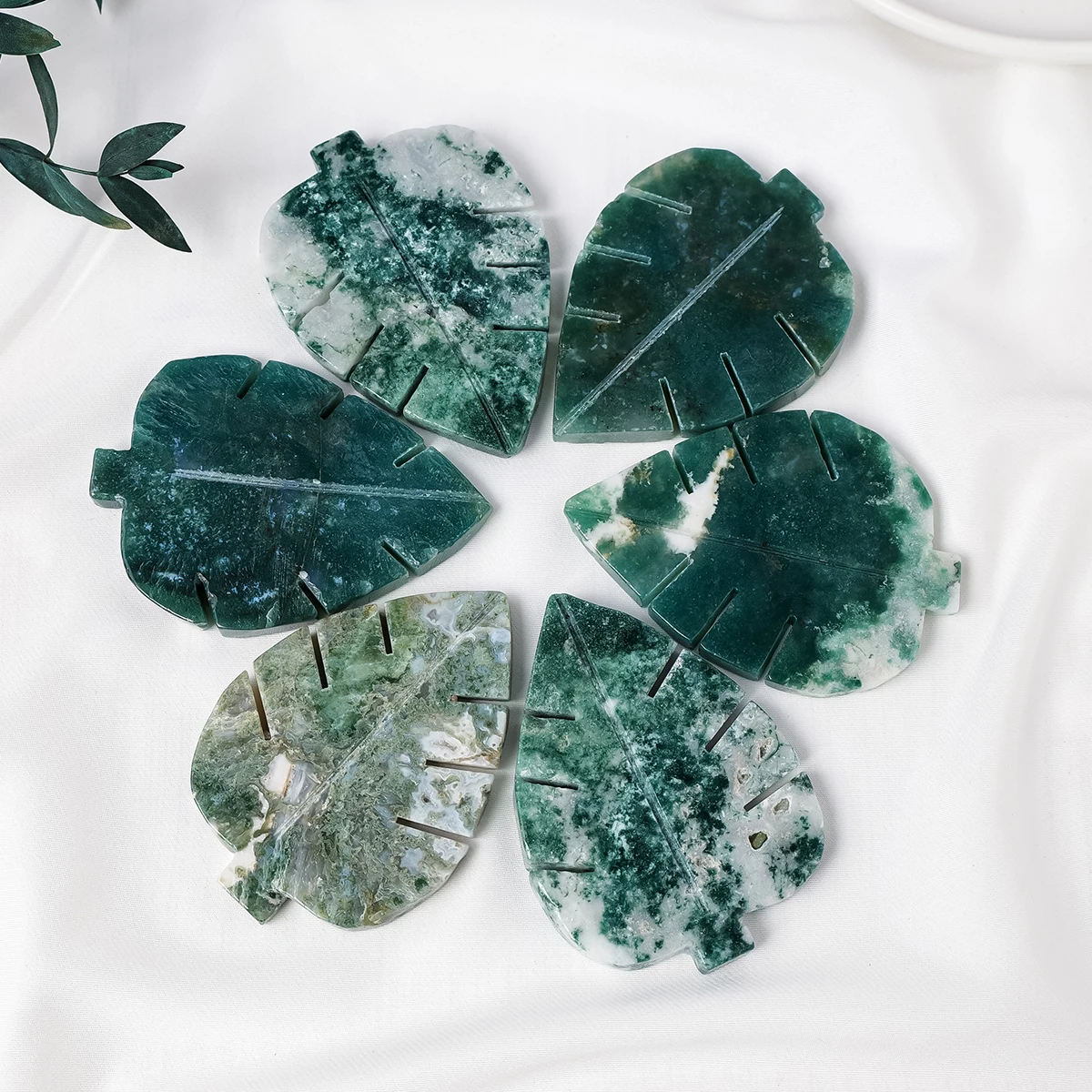 1pc Natural Crystal Moss Agate Leaf Carving Crystal Raw Stone Polished Crystal Crafts Desktop Decoration Ornament Holiday Gift