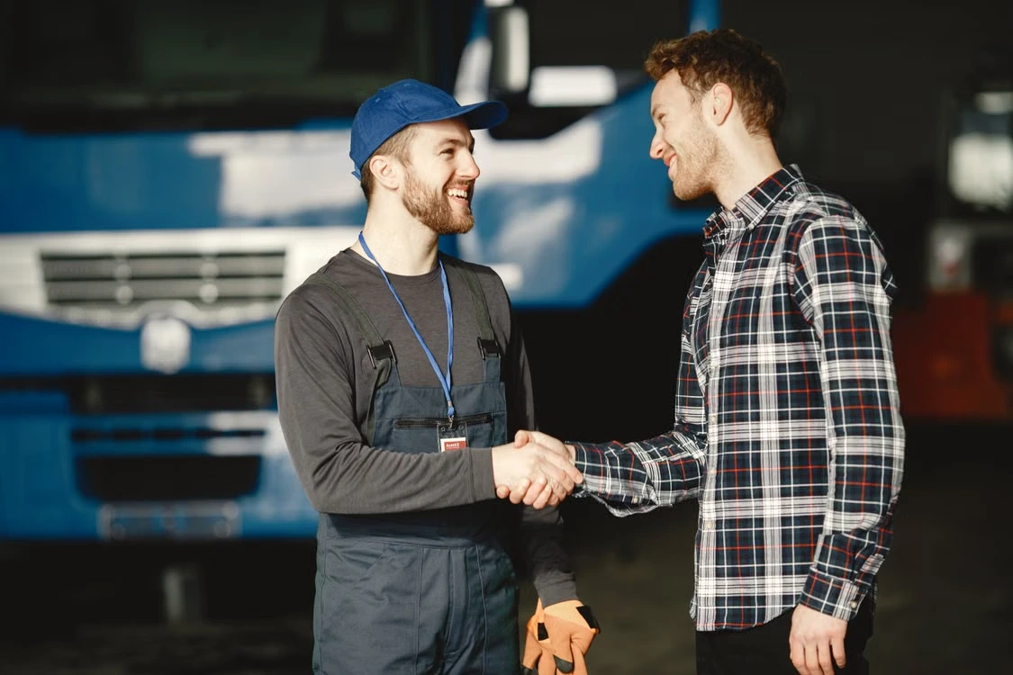 Commercial Auto Insurance vs. Personal Auto Insurance in Ontario: What's the Difference?