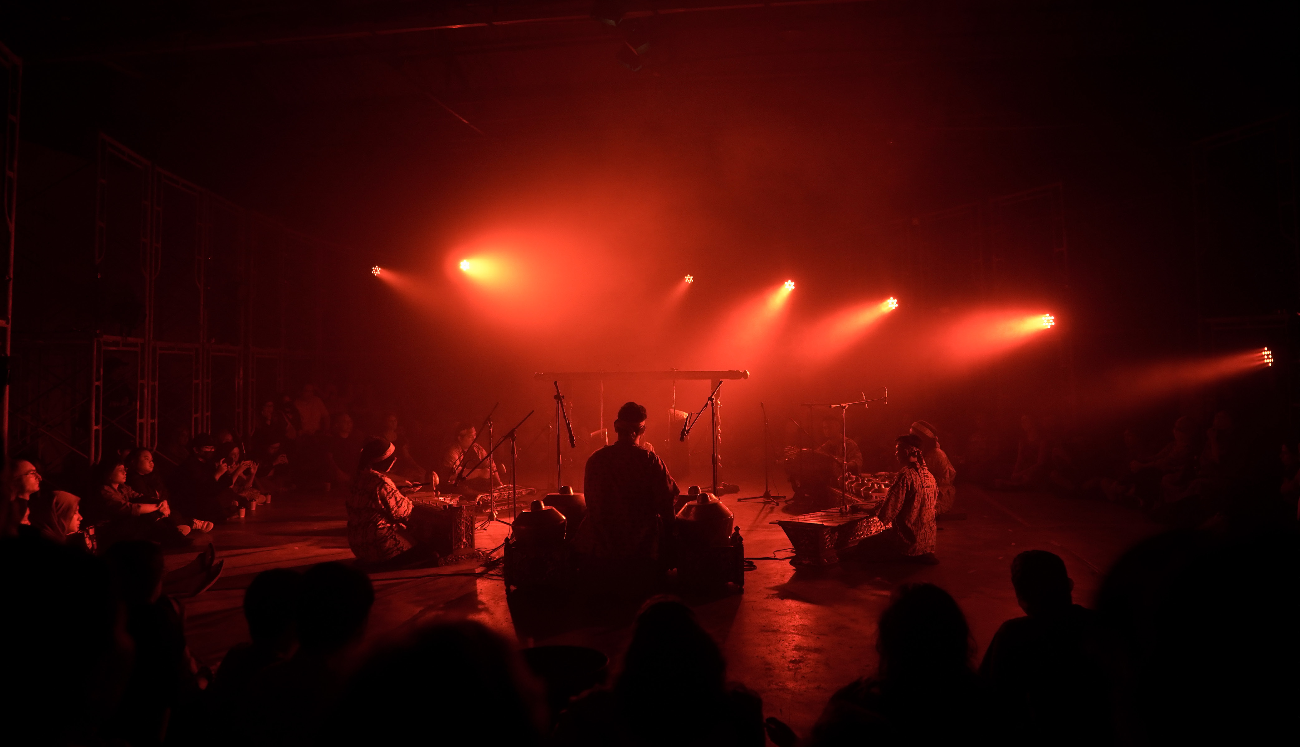 "Pengembaraan Satu Malam" (The Night Journey)