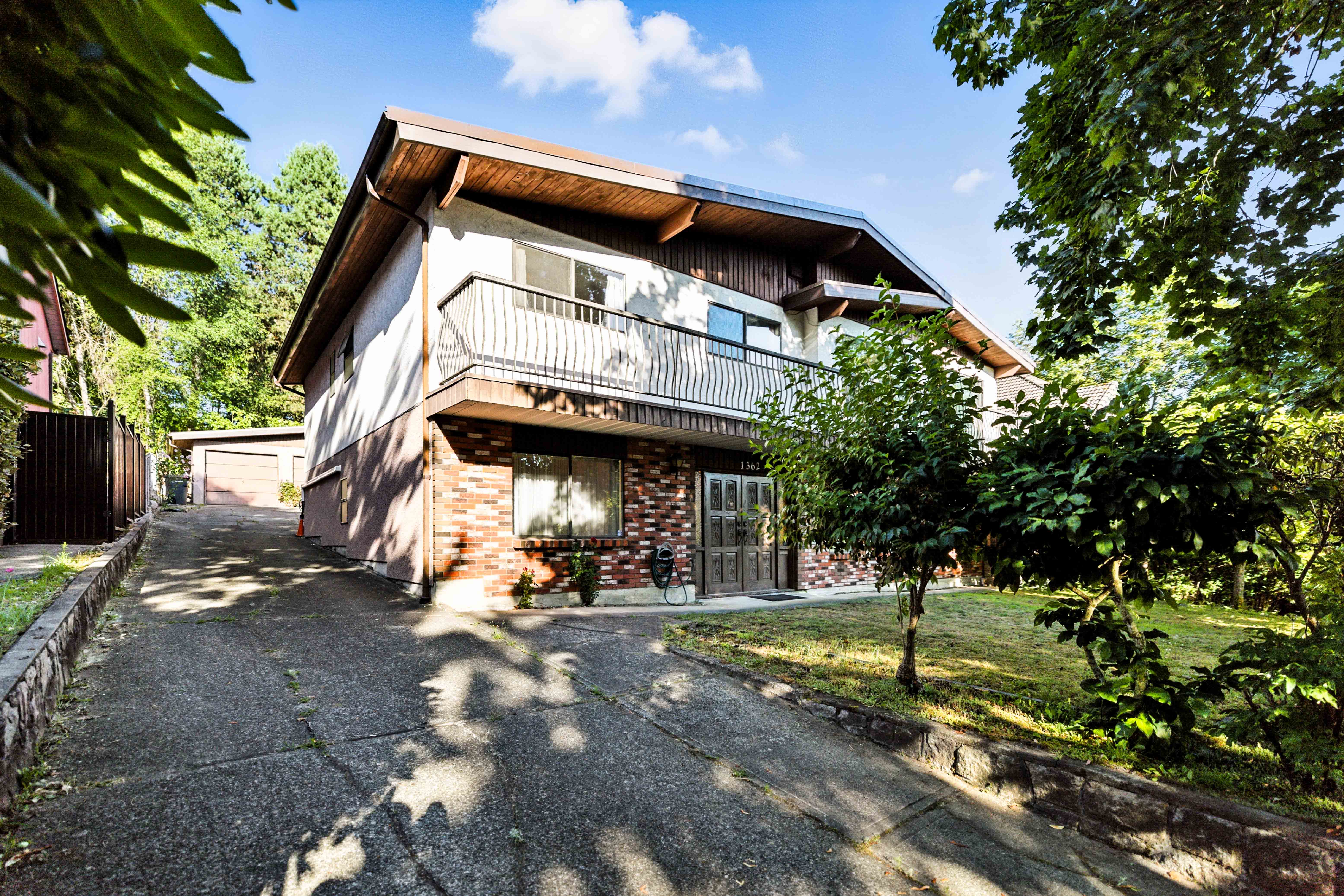 1362 Phillips Avenue, Burnaby, BC 