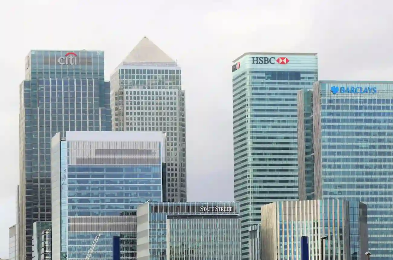 image of bank buildings