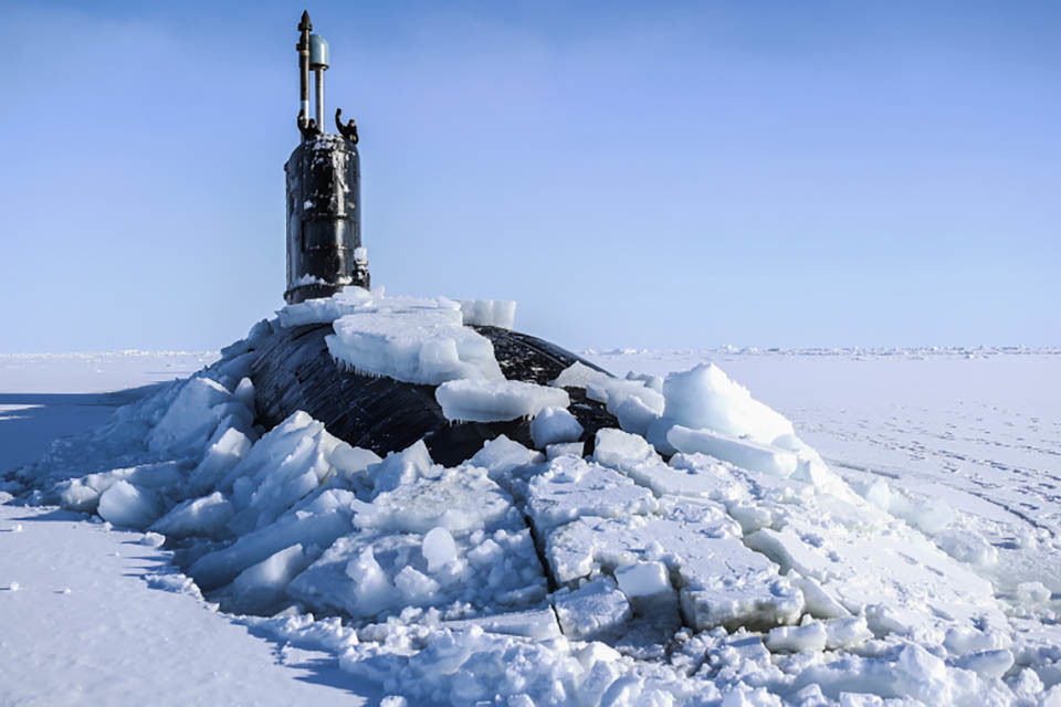 Royal Navy breaks ice for the first time in a decade 