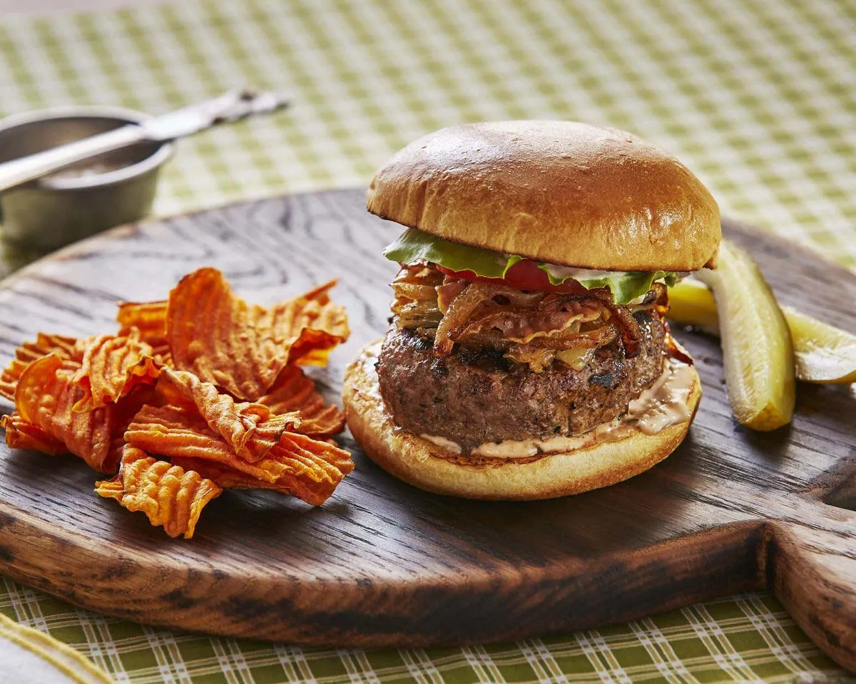 Bubbies Pancetta Burger