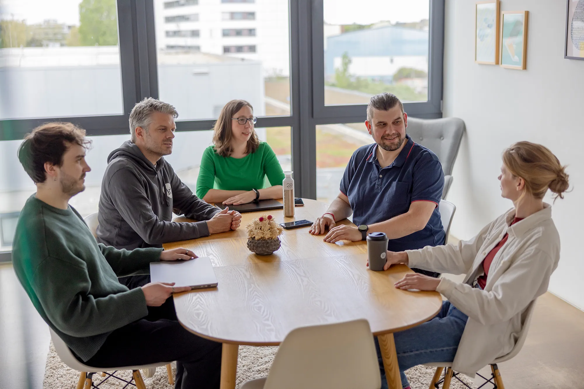 Reger Austausch im Projektteam bei kernpunkt