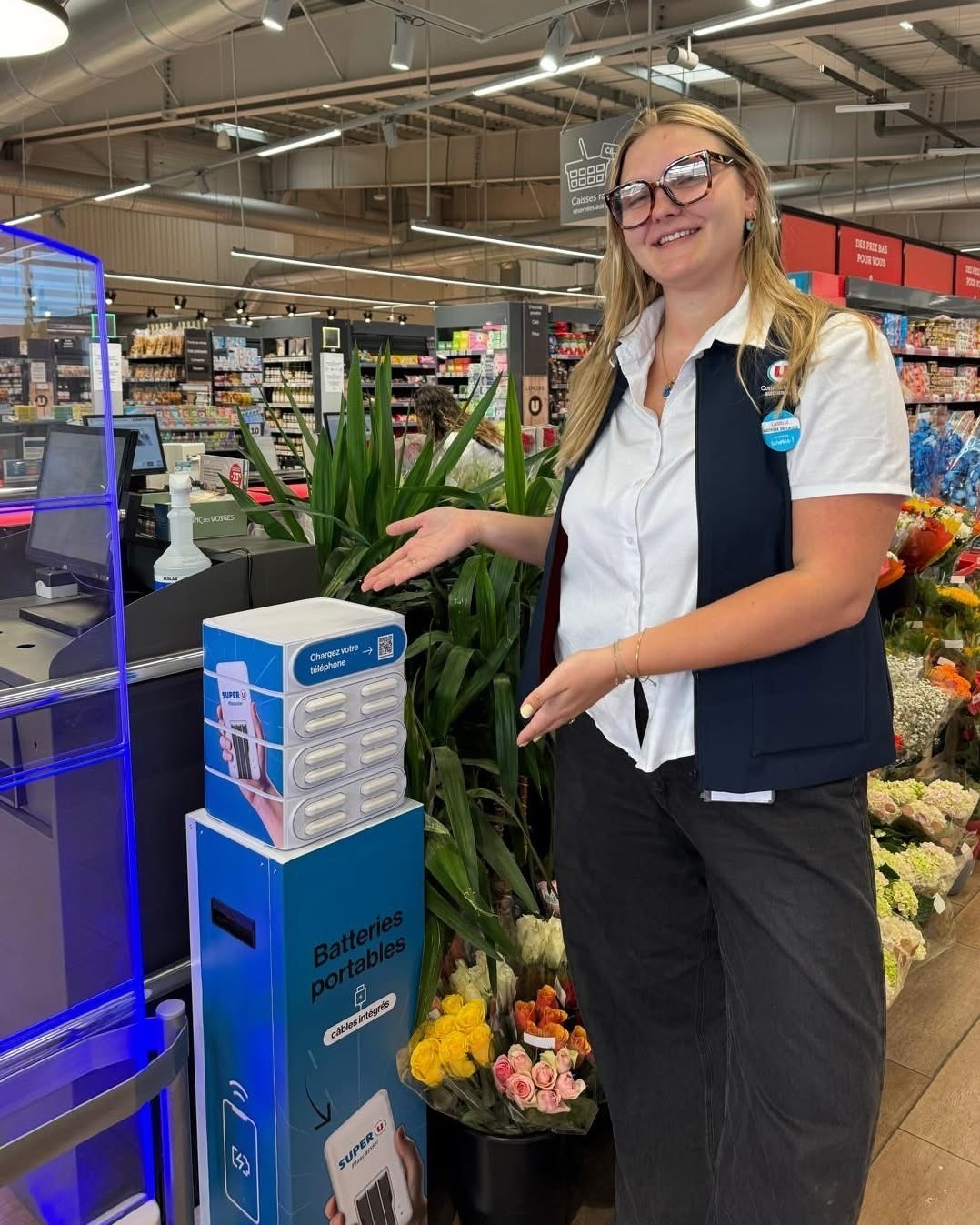 Borne recharge smartphone super U