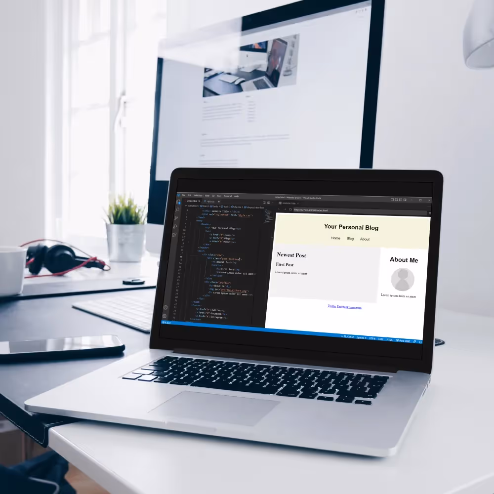 Image showing steps to create a website, highlighting features like database management and automated reporting.