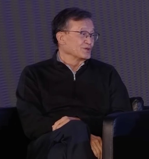 Lip-Bu Tan in conversation on stage