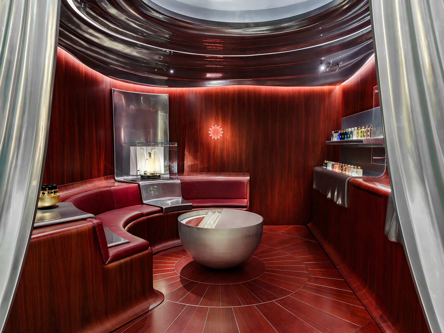 London perfume salon