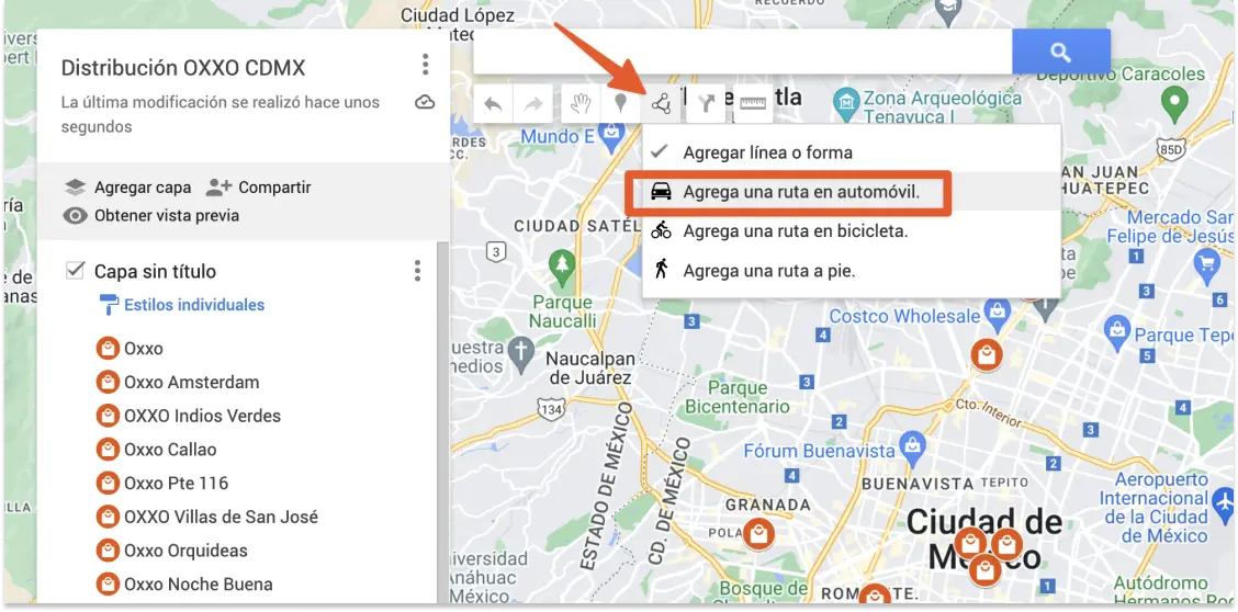 Captura de pantalla que muestra la barra de búsqueda de My Maps con el icono "Dibujar línea" y el botón "Agrega una ruta en automóvil" resaltados.