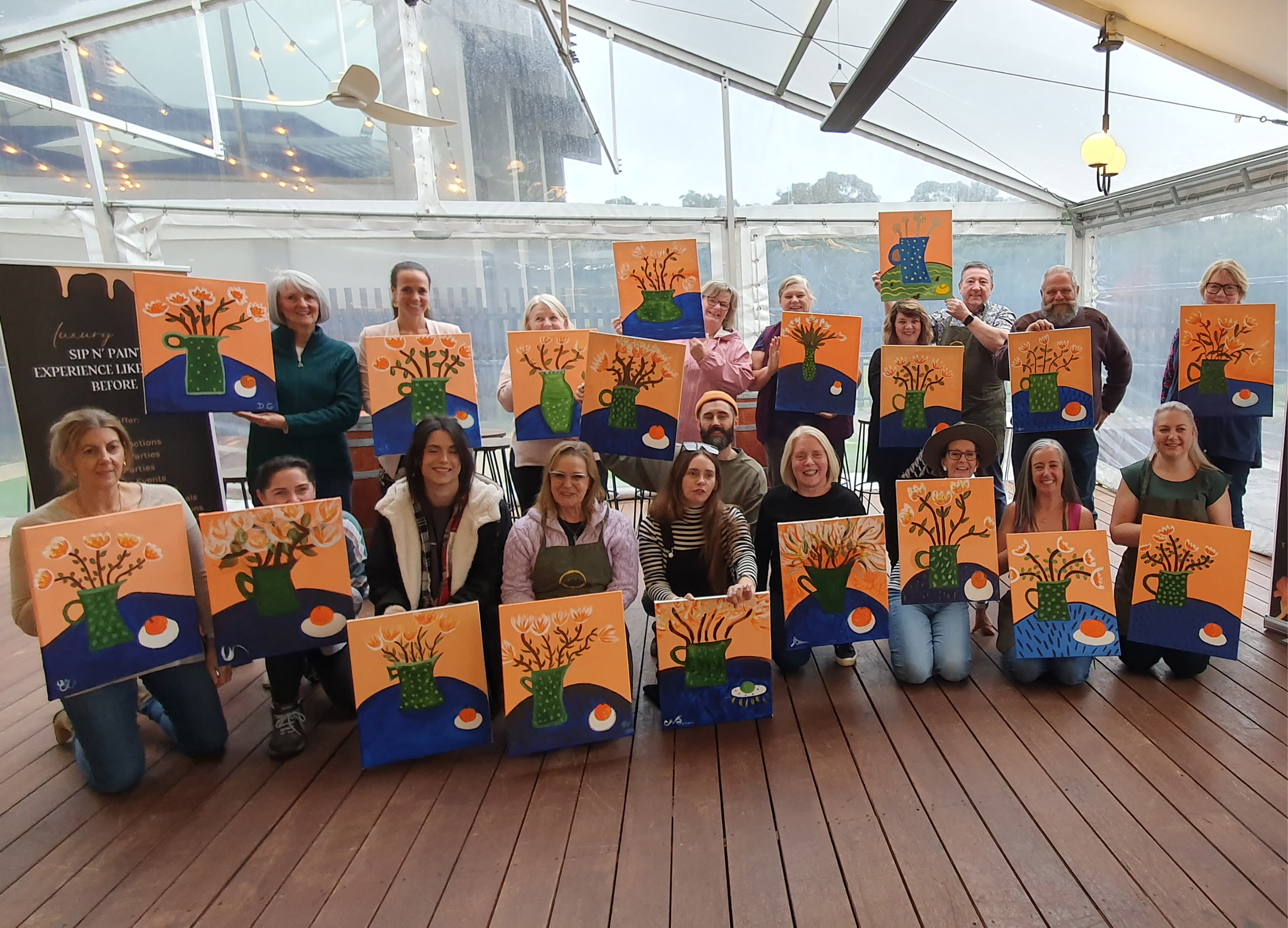 Ringwood Northgroup photo of everyone with their paintings