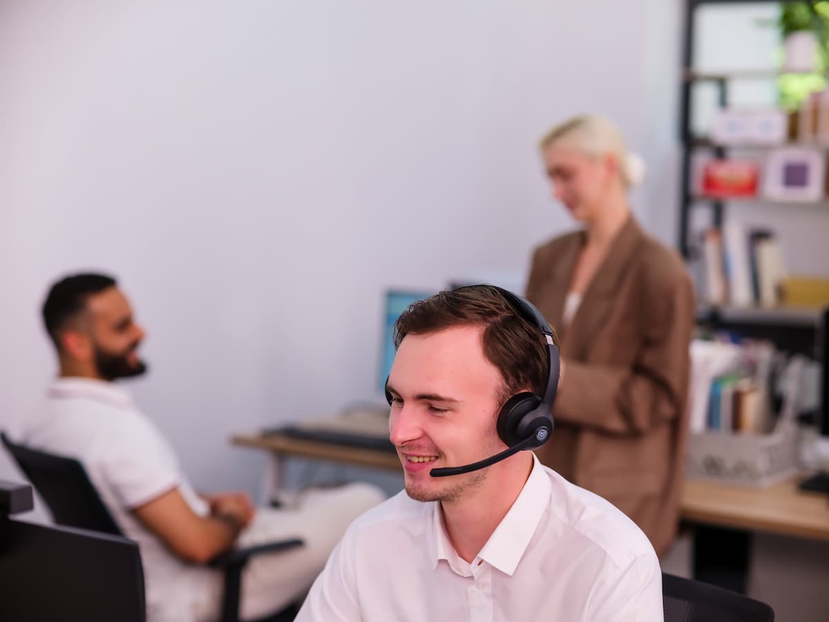 Return to Office 2.0 means more teamwork, but also more distractions. See how to thrive in noisy spaces with the right tools. 