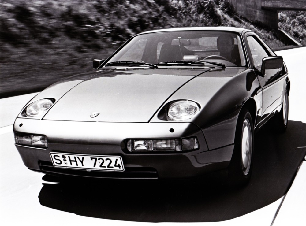 Porsche 928 S4