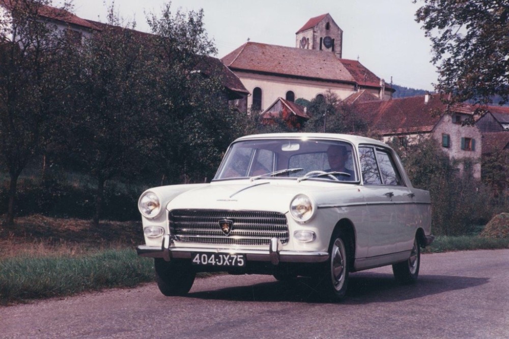 Peugeot 404
