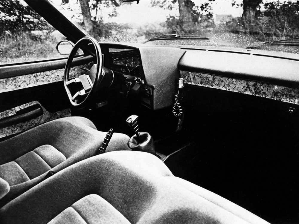 Intérieur Bagheera X