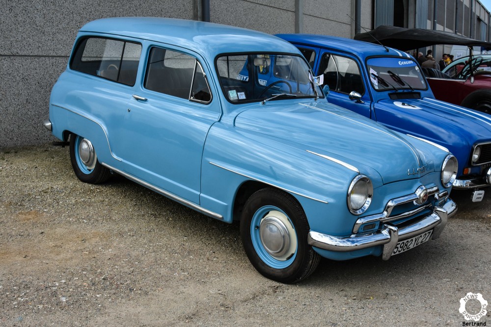 Simca 9 Aronde Commerciale