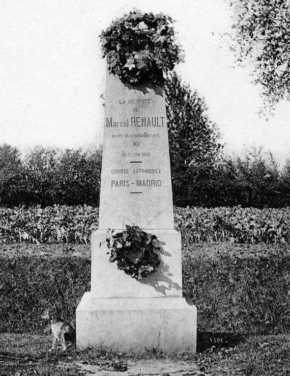 Stèle de Marcel Renault