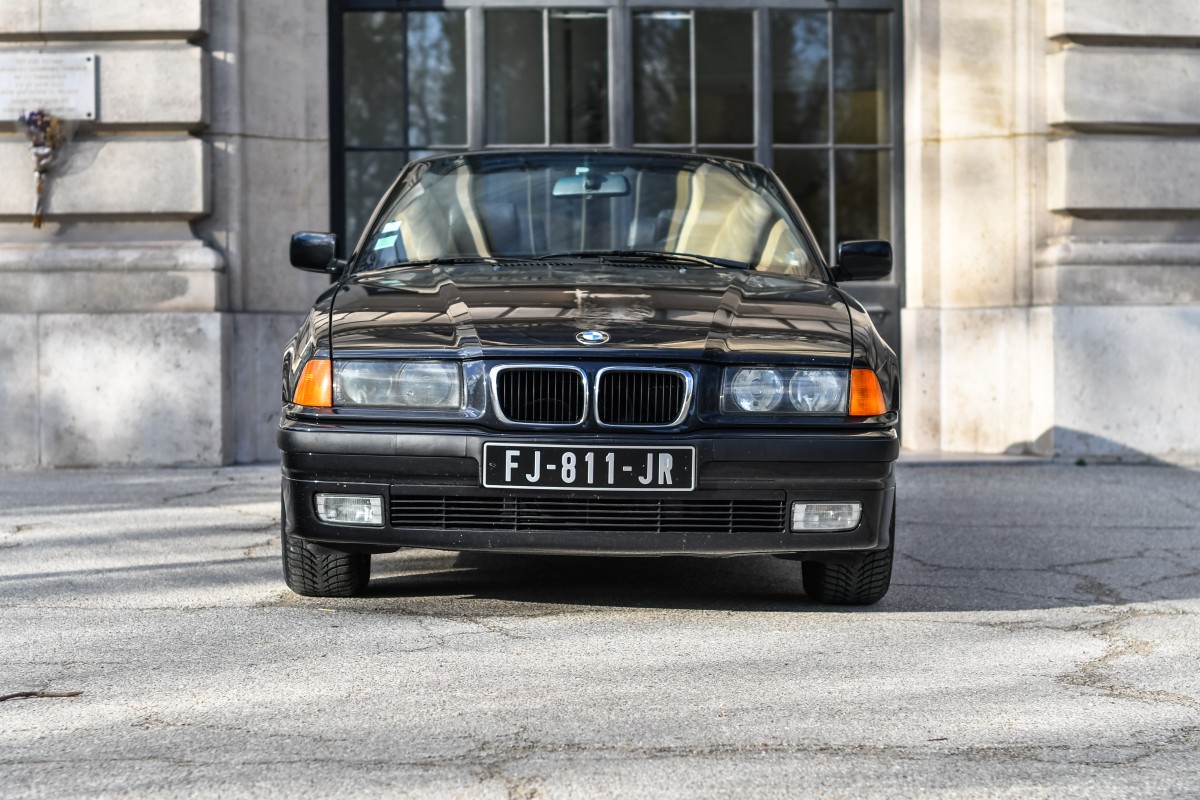 BMW 328i Cabriolet