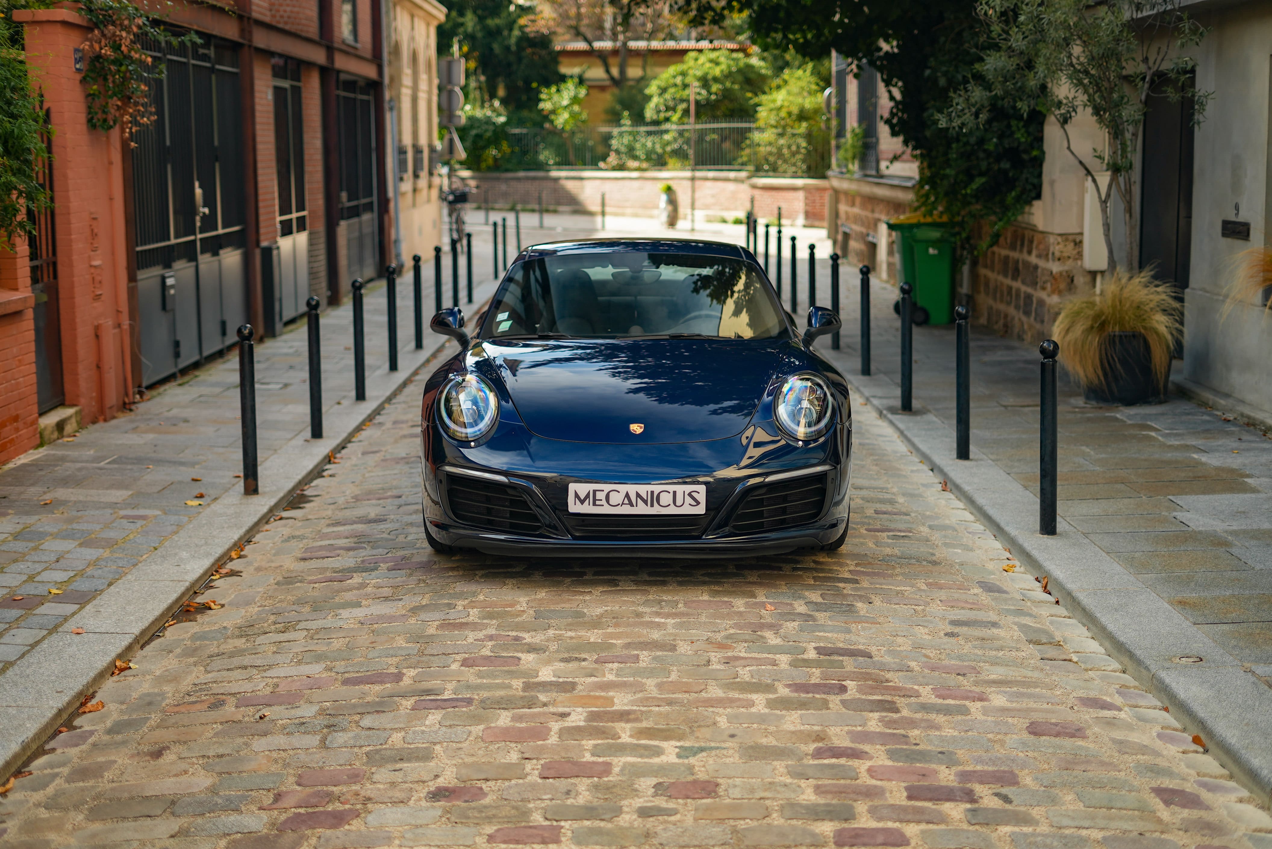 Porsche 911 991.2 Carrera S *Marine/Expresso*