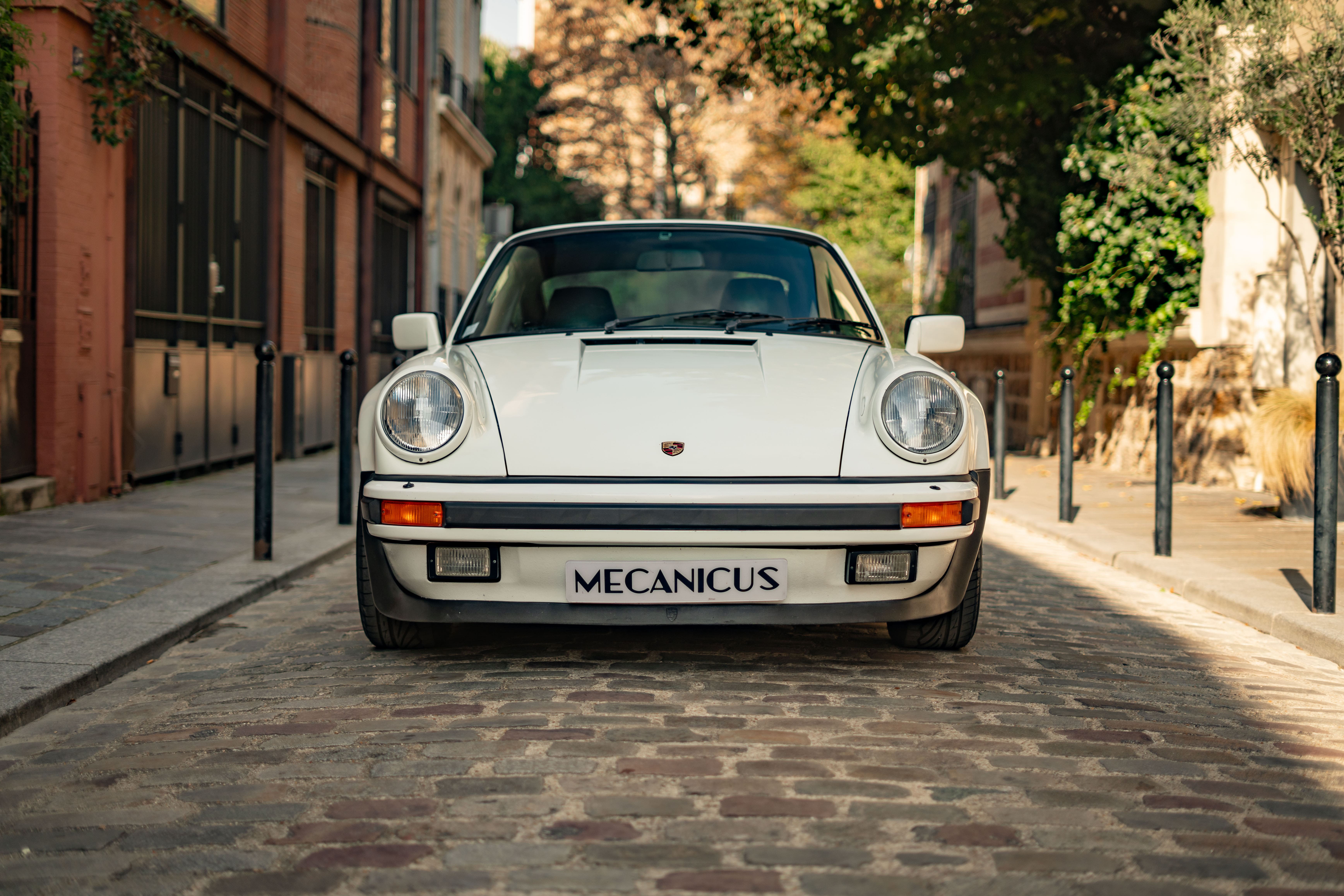 Porsche 911 930 Turbo 3.3 *Blanc Grand Prix*
