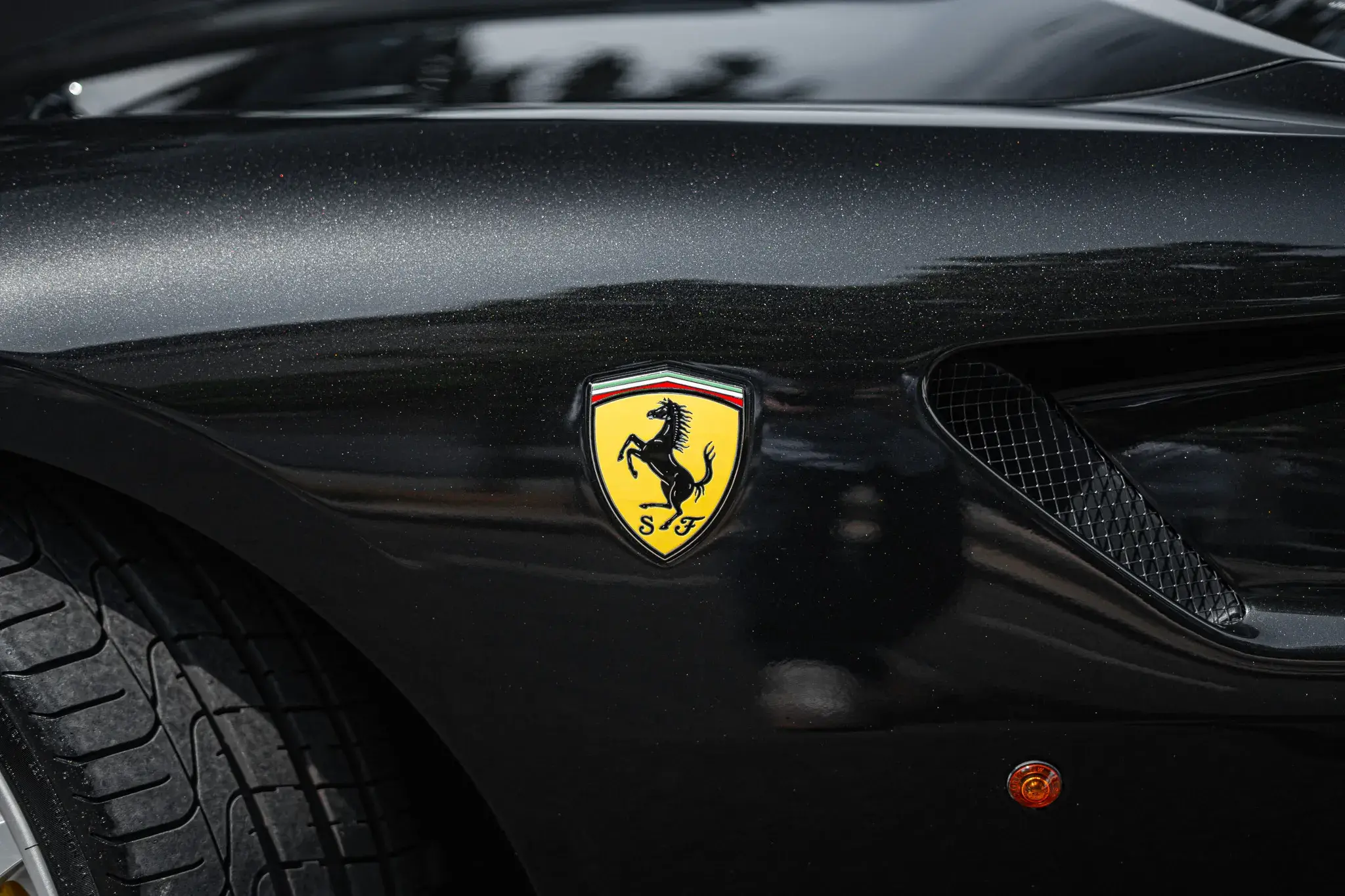 Ferrari 599 HGTE Nero Daytona Mecanicus Paris