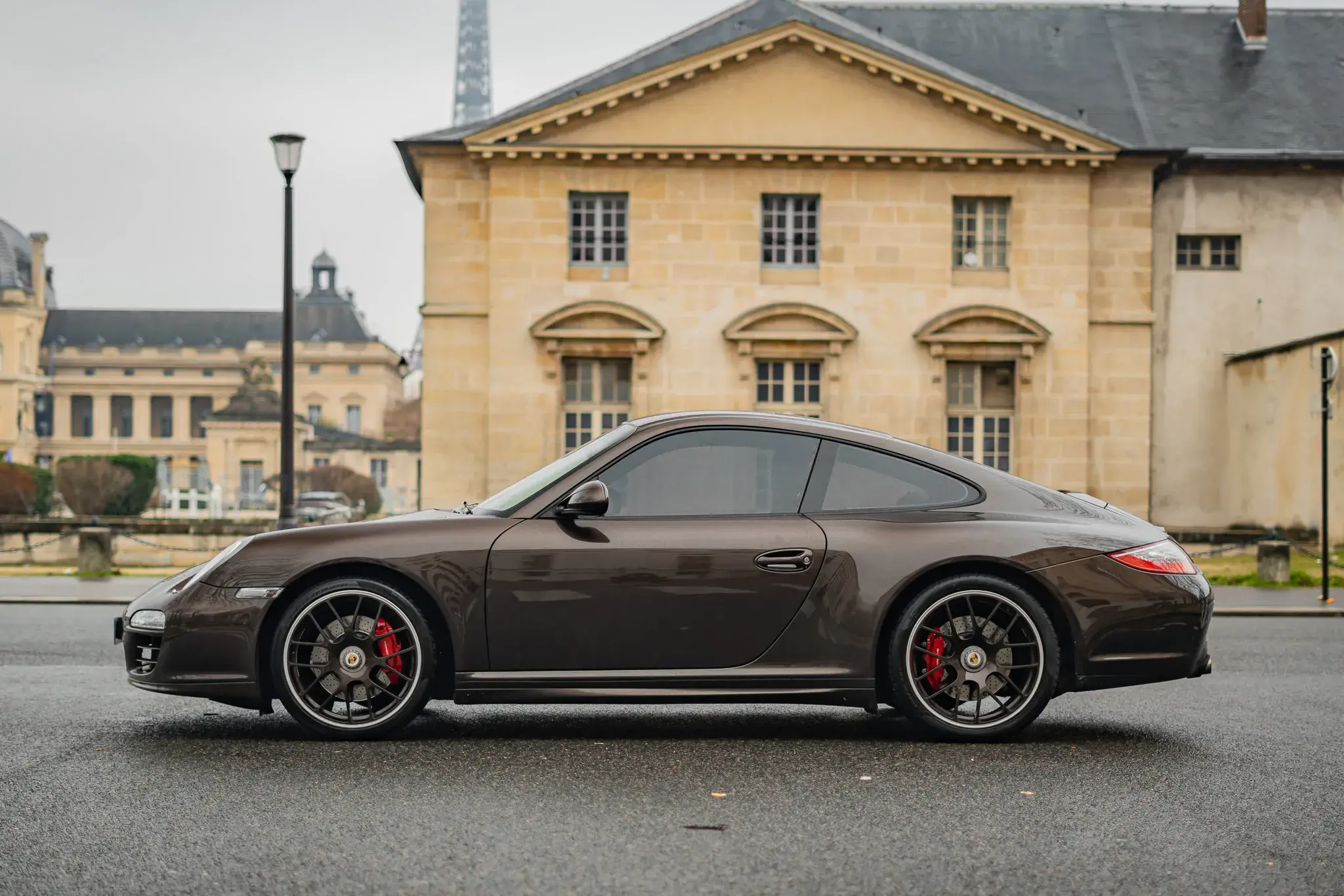 Porsche 911 997.2 Carrera 4 GTS Macadamia Mecanicus Paris