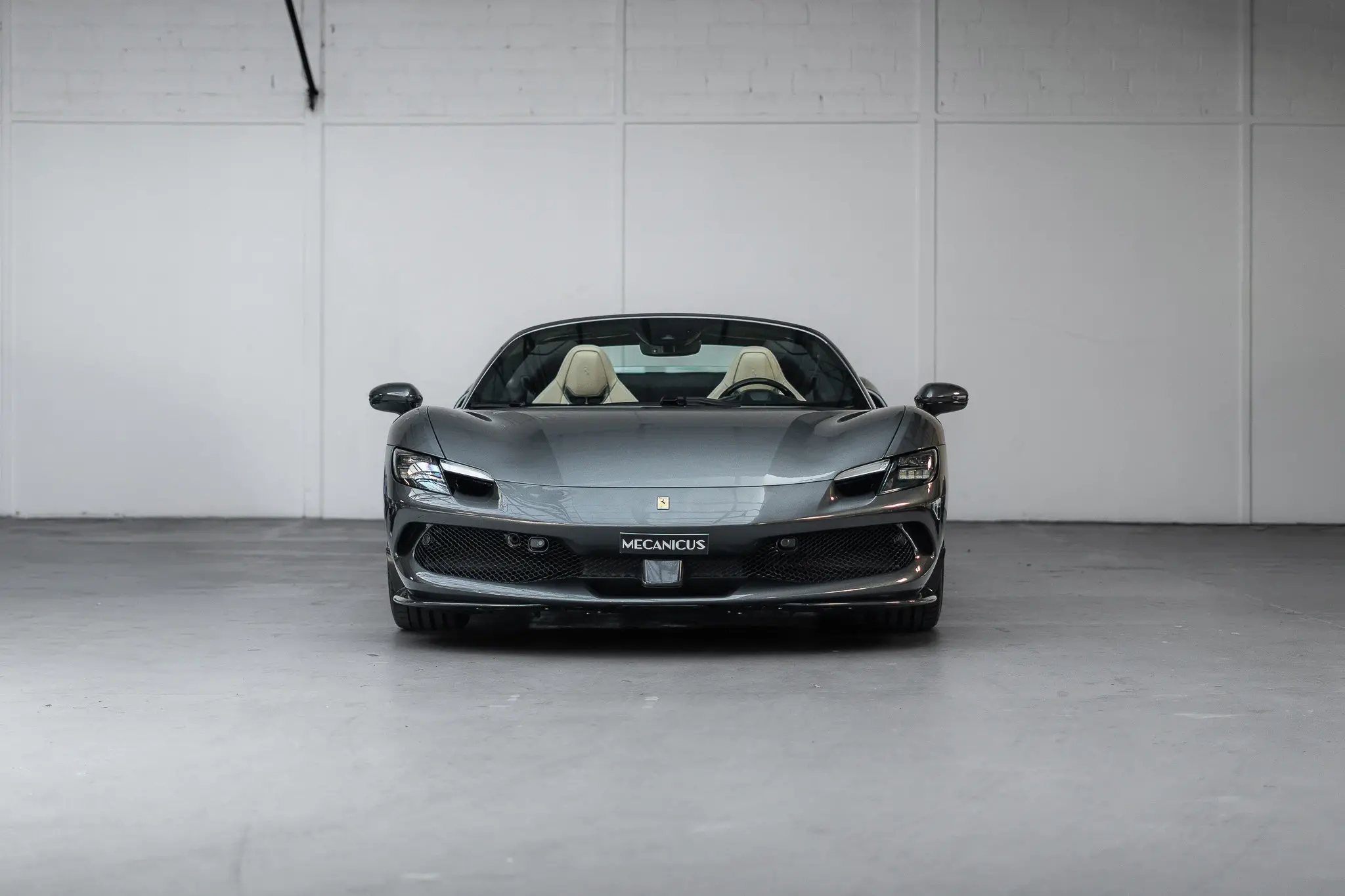 Ferrari 296 GTS *Grigio Silverstone / Carbon Pack / Malus Paid*