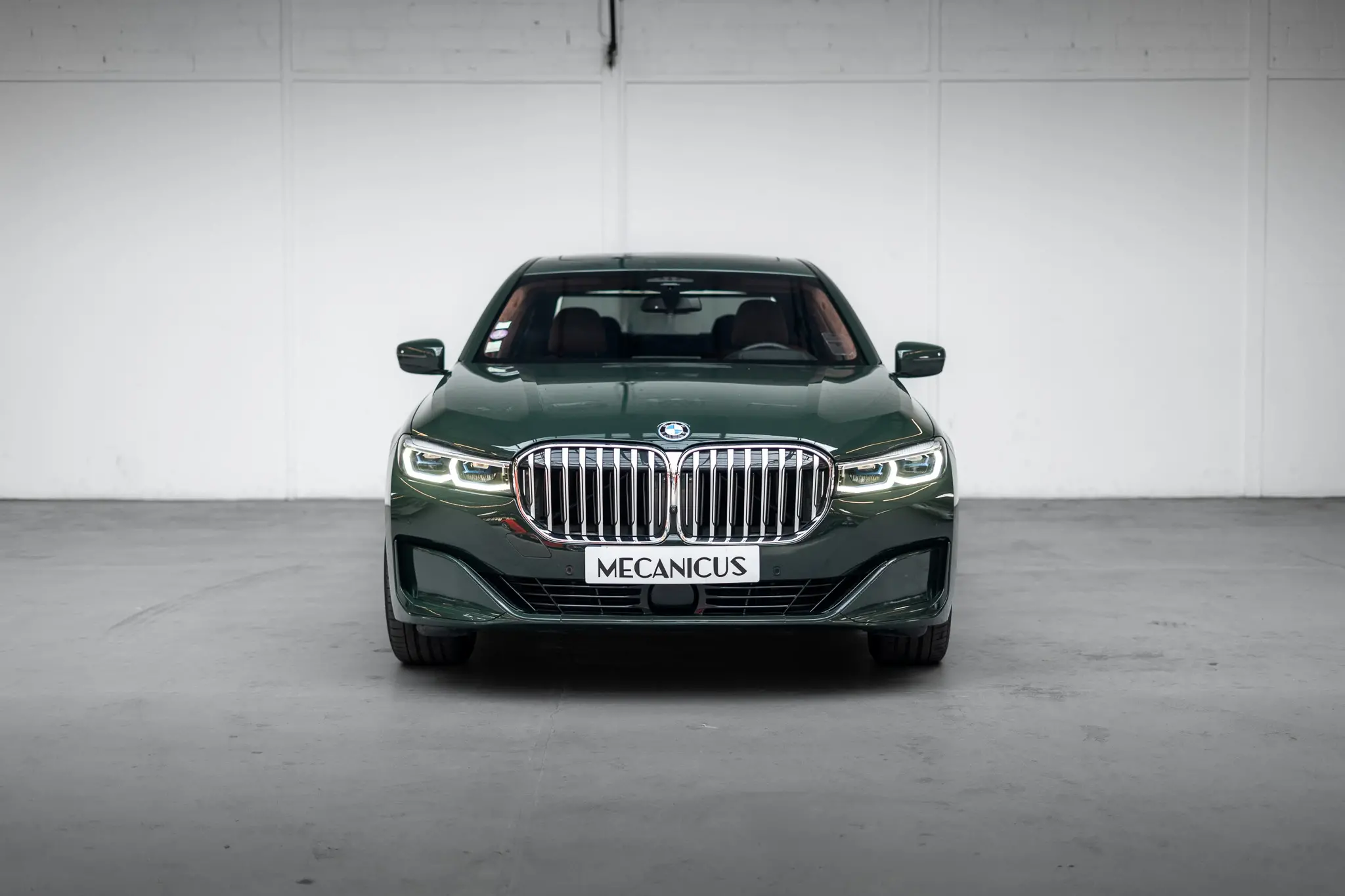 BMW 745Le *1st owner / Low mileage*