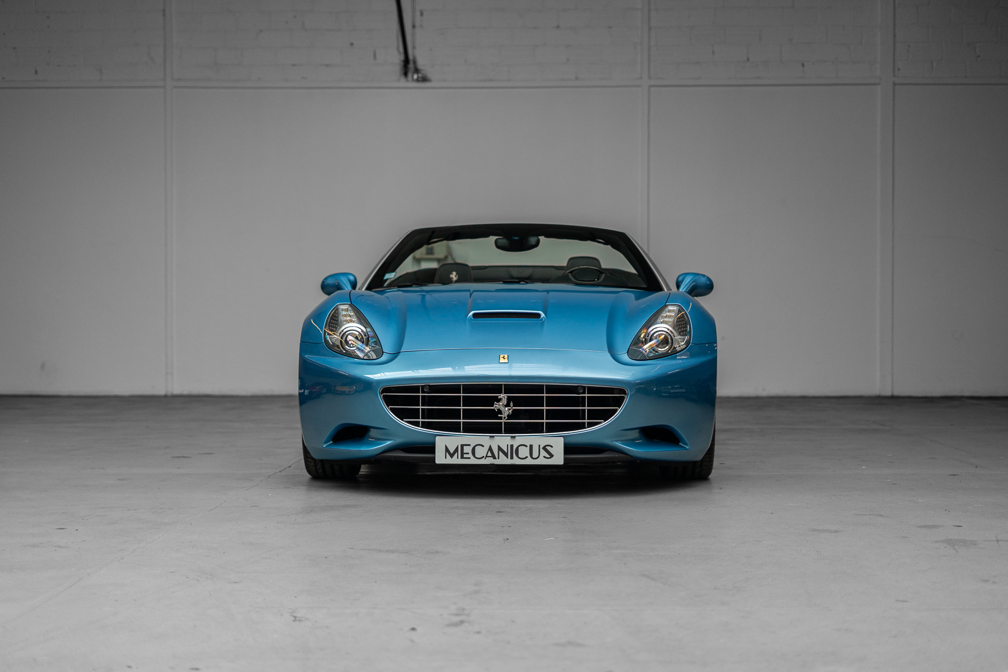Ferrari California *TailorMade Bleu Avio Metallic*