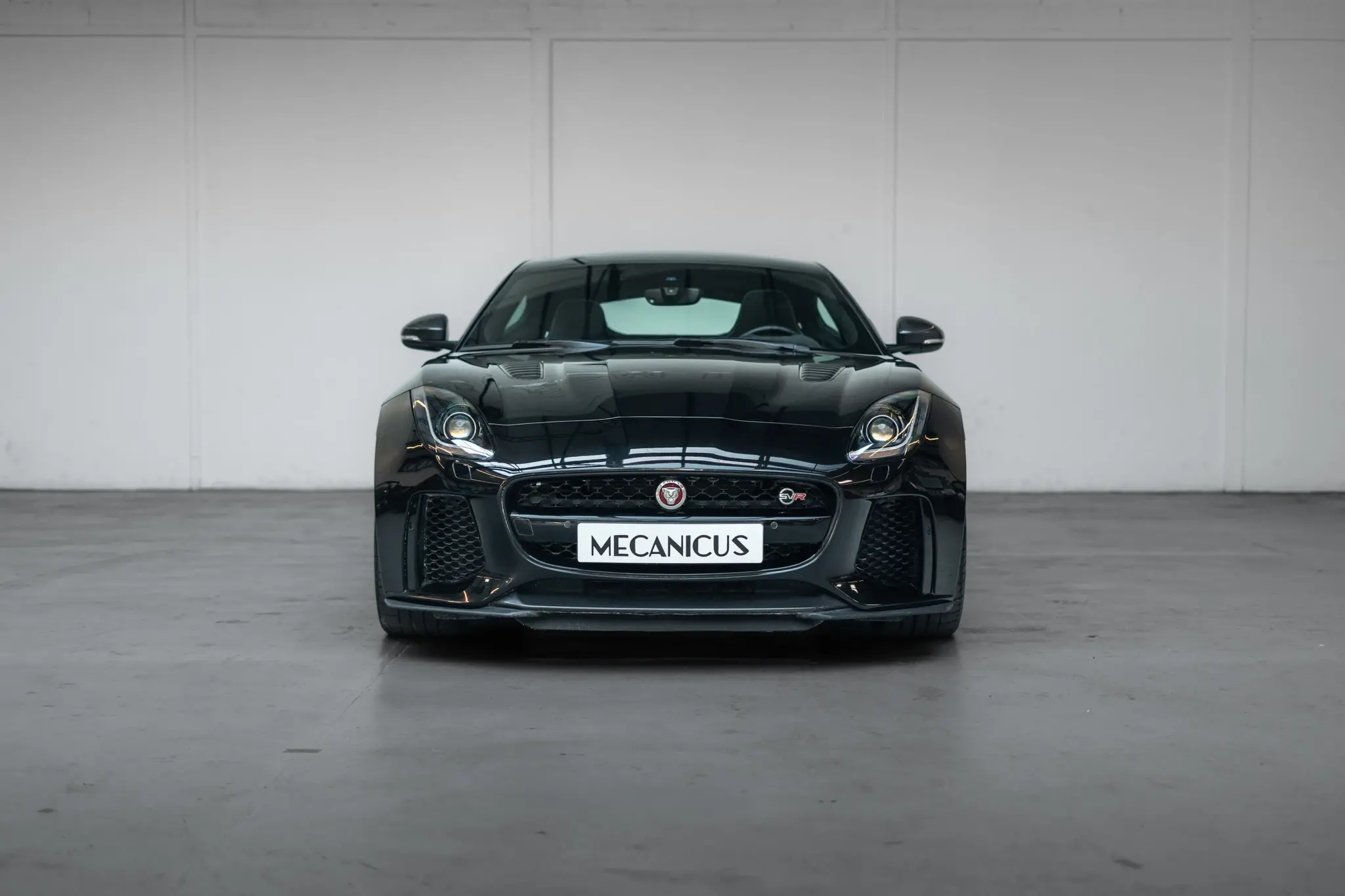 Jaguar F-Type SVR *Low mileage / French-delivered*