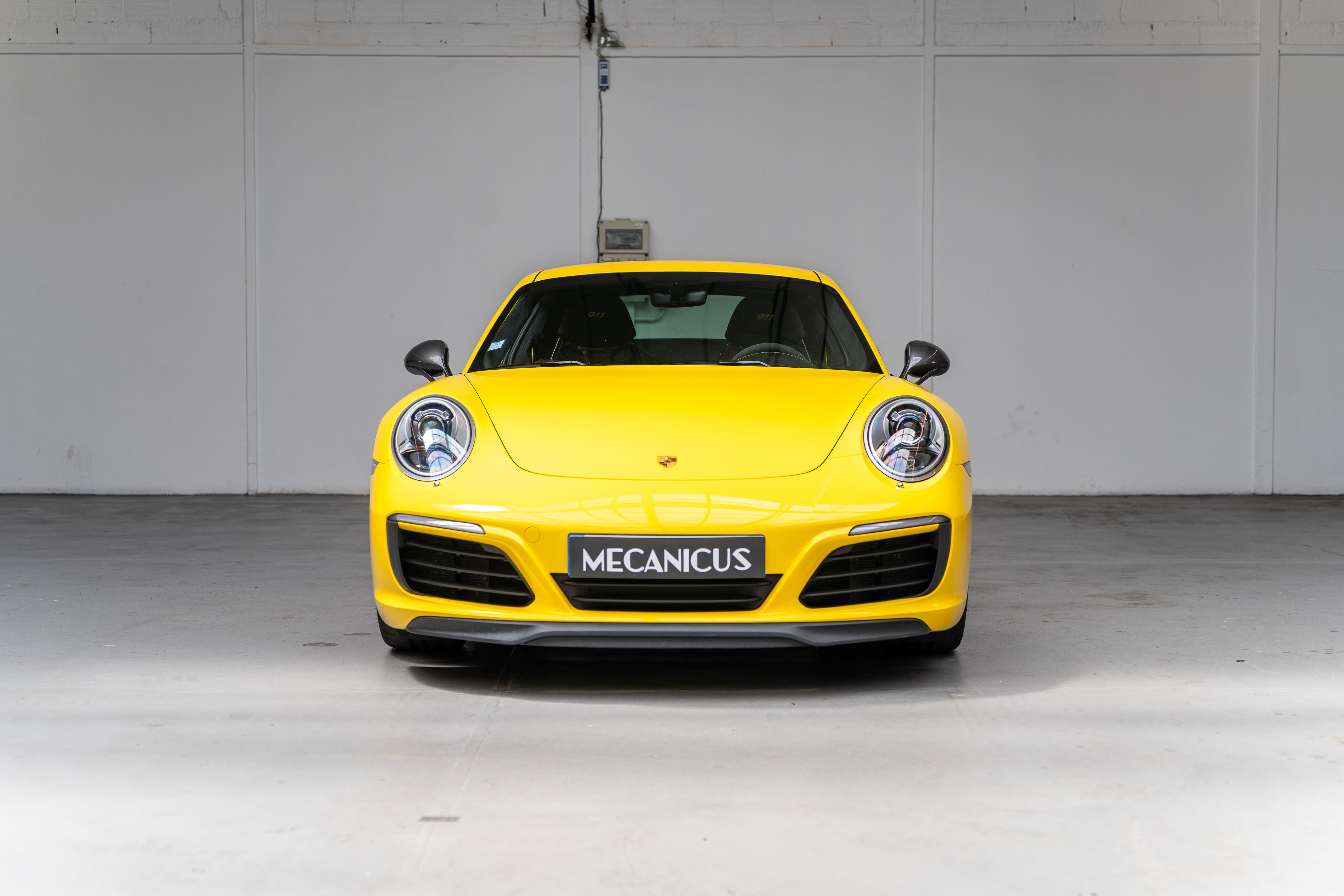 Porsche 911 991.2 Carrera T *918 Bucket seats / Exclusive options / PCCB*