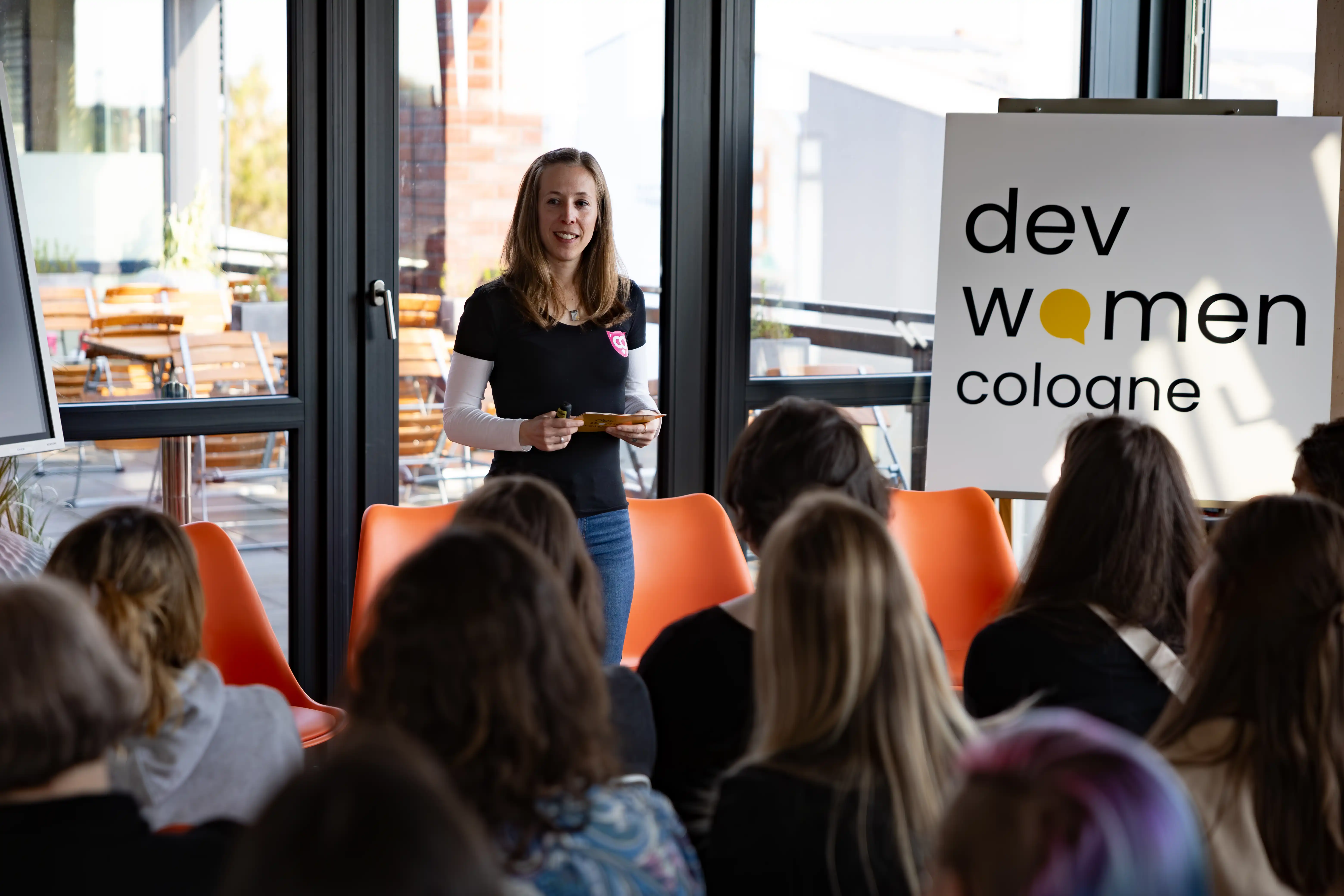 Dev Women Cologne
