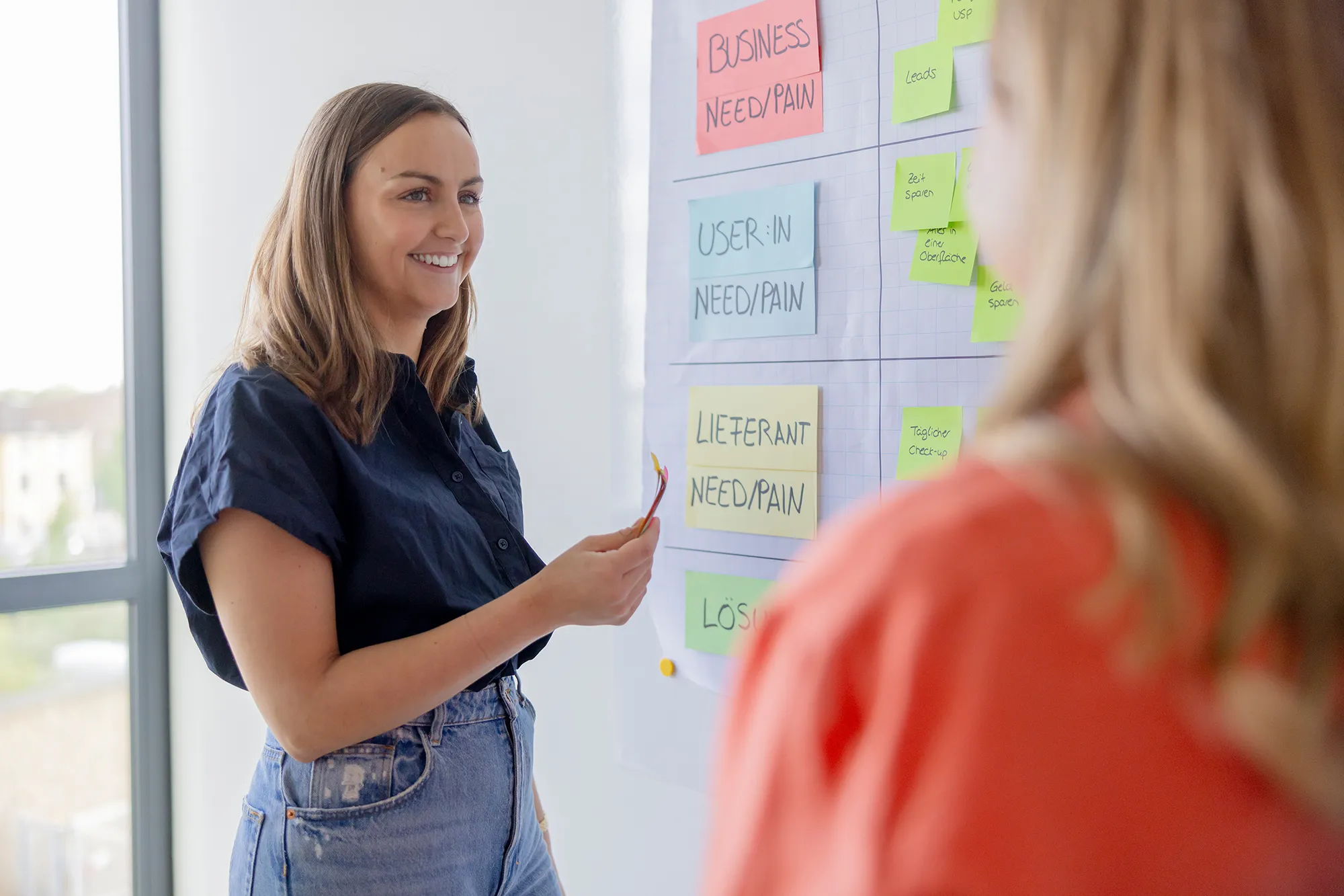 B2B vs. B2C: Unterschiede in UX, Preisen, Rollen und Prozessen