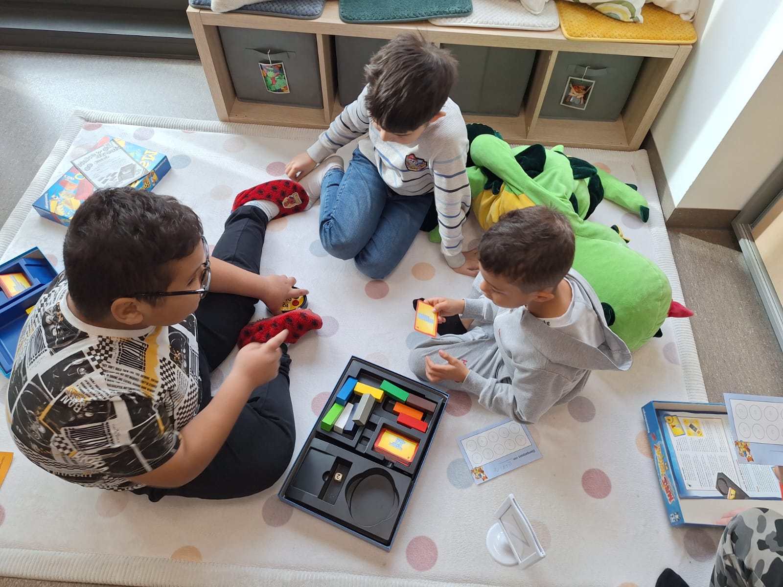 📐🔷 Stationentag zu geometrischen Körpern in der 3. Klasse 🔷📐