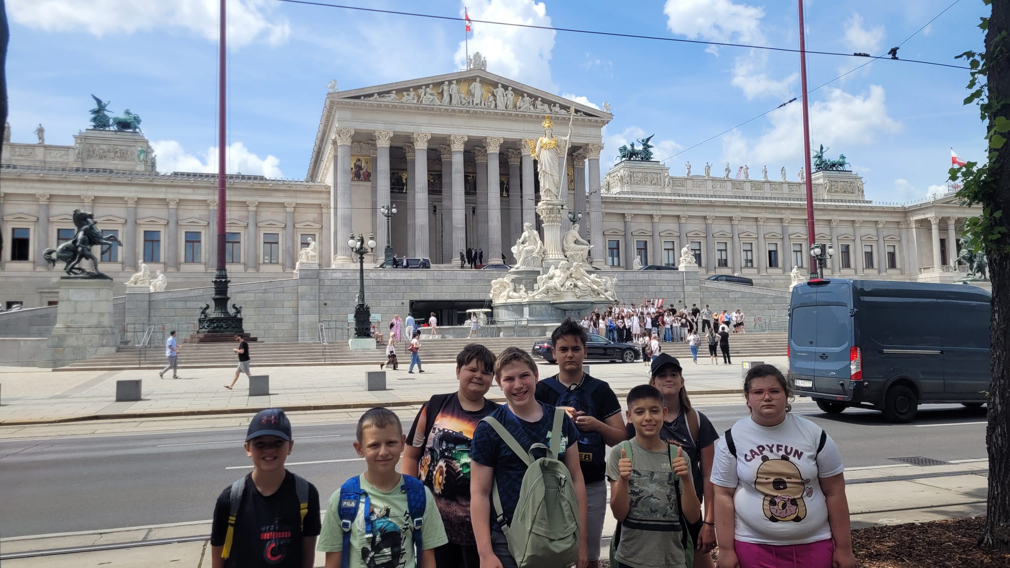 🏛️✨ Ausflug nach Wien – Parlament, Stephansdom und Time Travel ✨🏛️