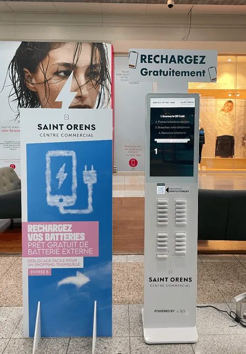 Borne Plug'Heur au centre Klépierre de Saint-Orens