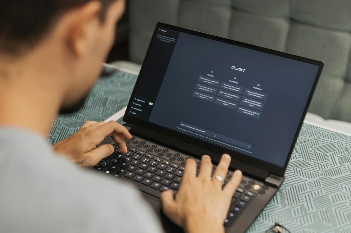 AI content fatigue: why your content sounds the same (and how to fix it)