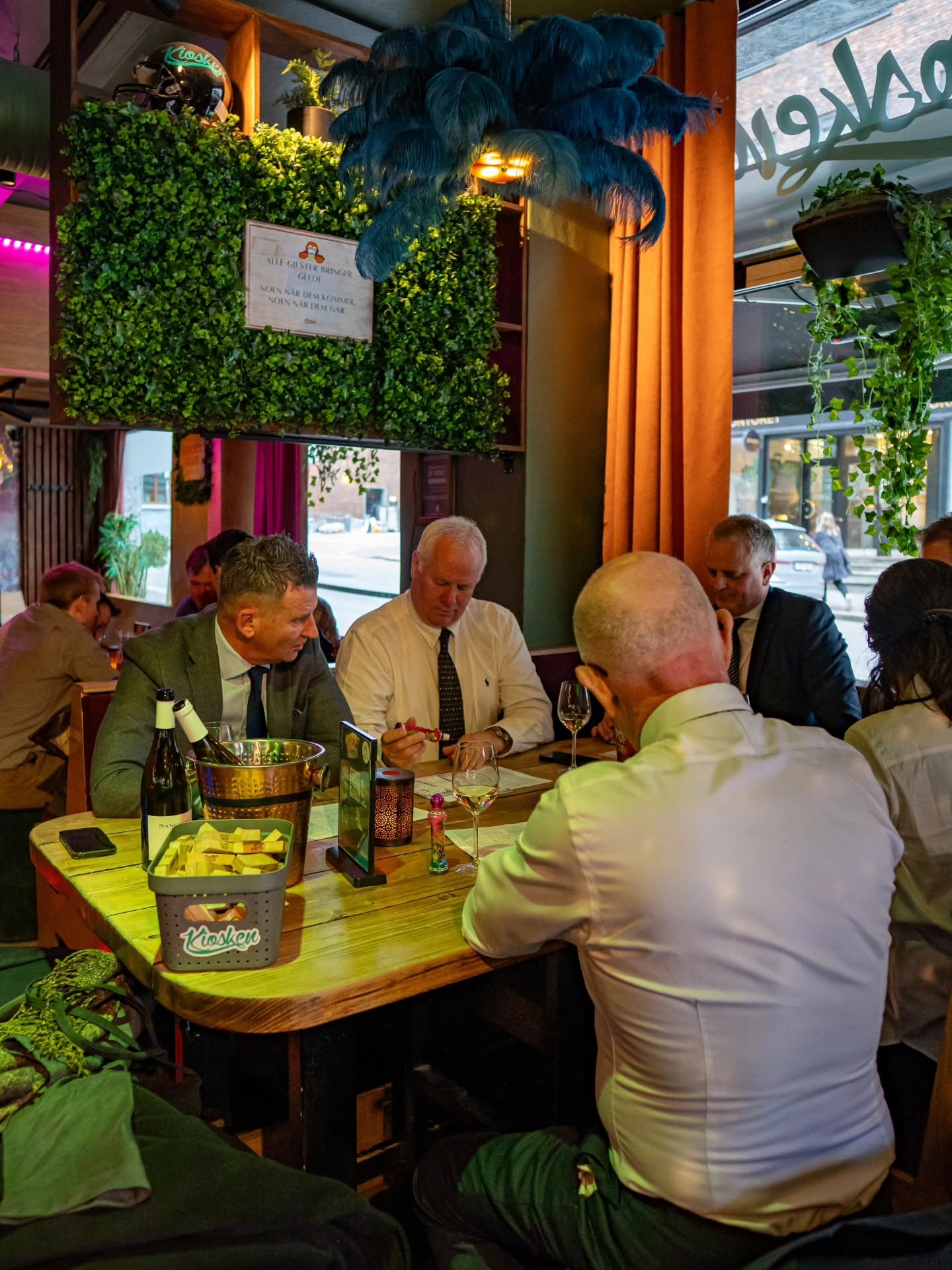 musikkbingo og afterwork bar